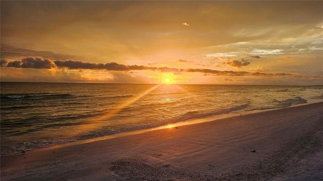 1013 W PEPPERTREE DRIVE 115, Sarasota, FL 34242