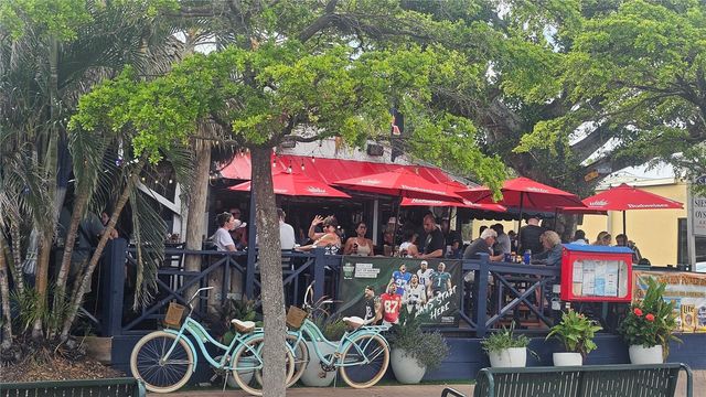 1013 W PEPPERTREE DRIVE 115, Sarasota, FL 34242