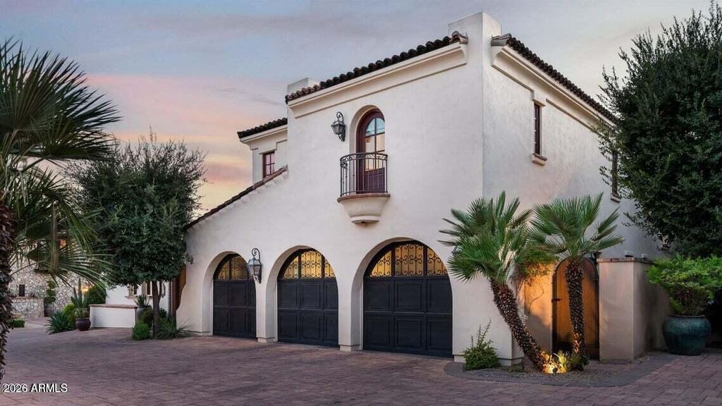 4949 E LINCOLN Drive 11, Paradise Valley, AZ 85253