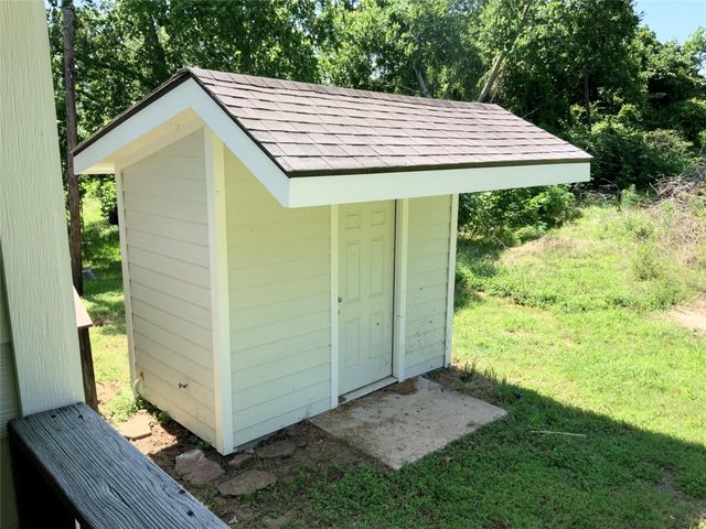 2820 Fisher Hill Lane 2, Baytown, TX 77520