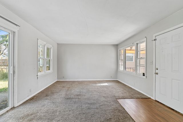 2747 W Lincoln Street, Springfield, MO 65802