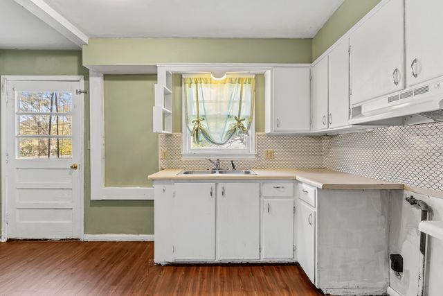 2747 W Lincoln Street, Springfield, MO 65802