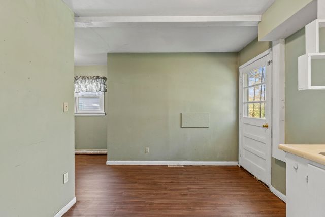 2747 W Lincoln Street, Springfield, MO 65802