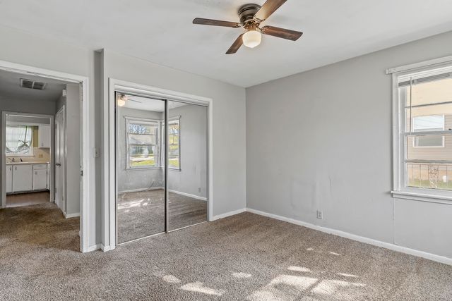 2747 W Lincoln Street, Springfield, MO 65802