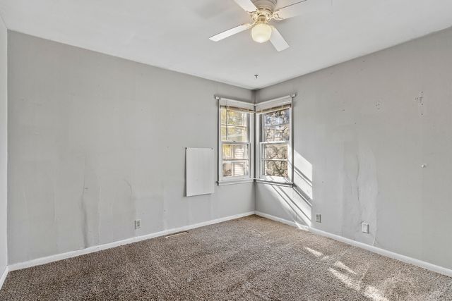 2747 W Lincoln Street, Springfield, MO 65802