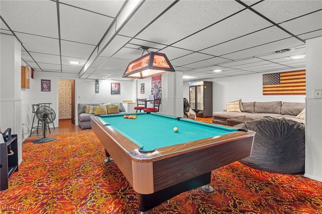 6713 Farview Road, Brecksville, OH 44141