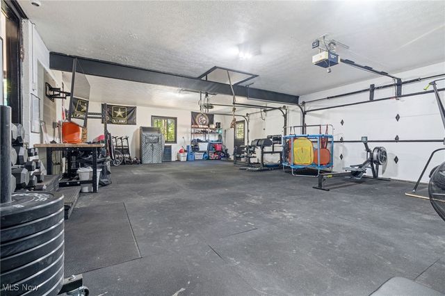 6713 Farview Road, Brecksville, OH 44141