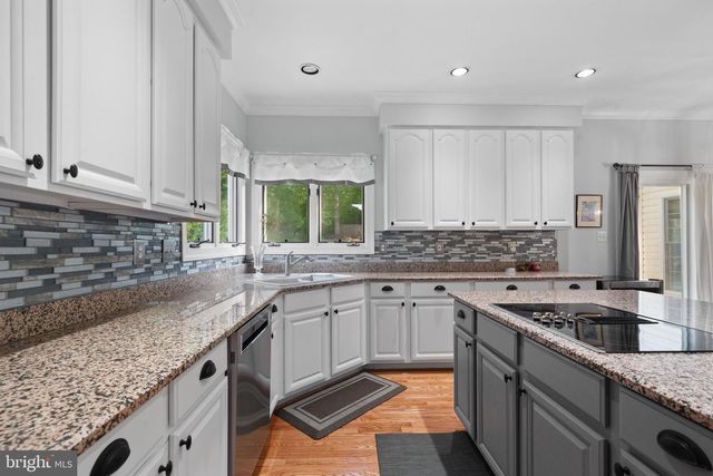 4209 HARDY RIDGE DR, Woodbridge, VA 22192