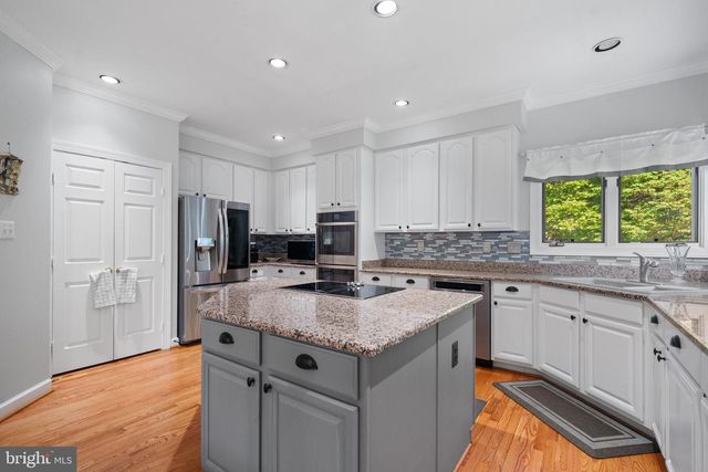 4209 HARDY RIDGE DR, Woodbridge, VA 22192