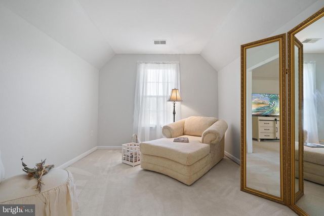 4209 HARDY RIDGE DR, Woodbridge, VA 22192