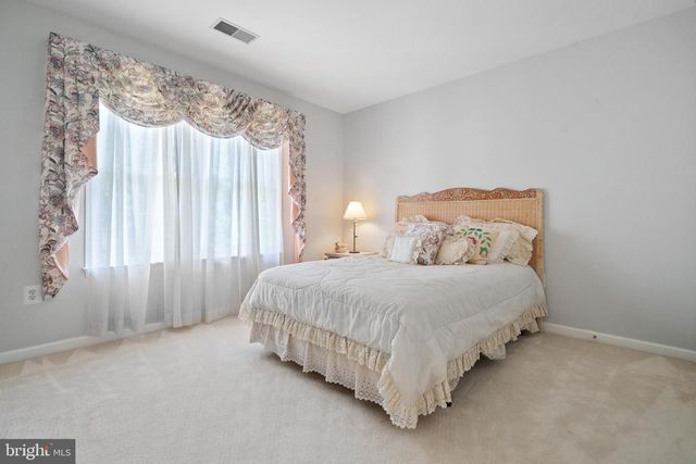 4209 HARDY RIDGE DR, Woodbridge, VA 22192