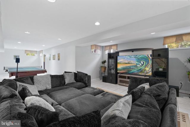 4209 HARDY RIDGE DR, Woodbridge, VA 22192