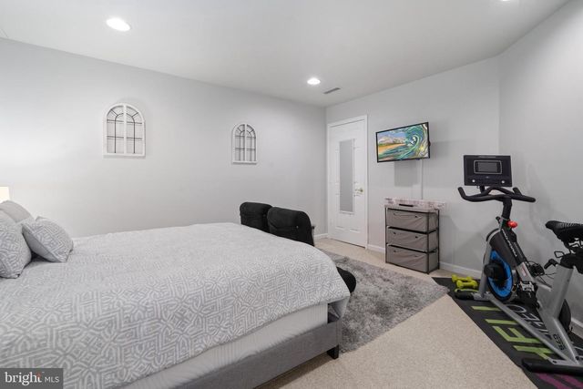 4209 HARDY RIDGE DR, Woodbridge, VA 22192