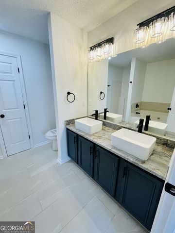 2784 Haligan Point, Riverdale, GA 30296