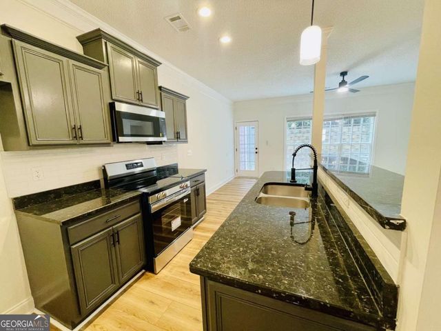 2784 Haligan Point, Riverdale, GA 30296