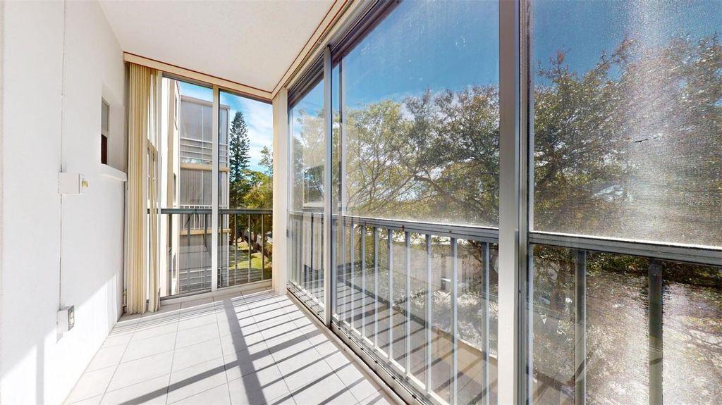 Image 15 of property listing at 4460 IRONWOOD CIRCLE 407A, Bradenton, FL 34209