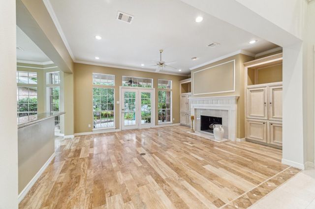 6010 Maple Knob Court, Kingwood, TX 77345