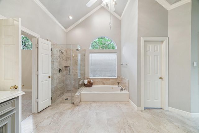 6010 Maple Knob Court, Kingwood, TX 77345