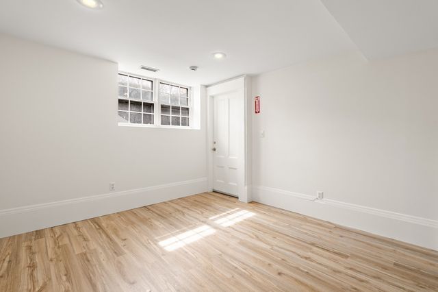 742 Massachusetts Ave 1B, Arlington, MA 02476
