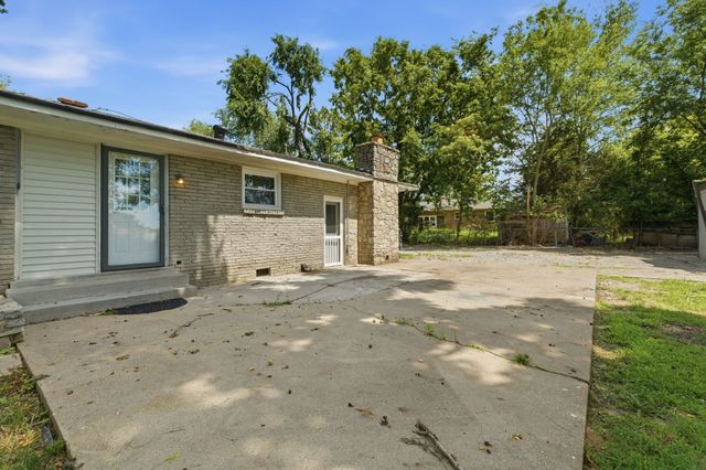 101 Circle Dr, Smyrna, TN 37167