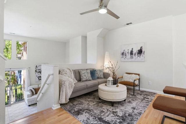 154 Paseo Court, Mountain View, CA 94043