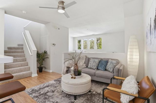 154 Paseo Court, Mountain View, CA 94043