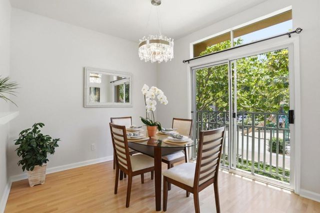 154 Paseo Court, Mountain View, CA 94043