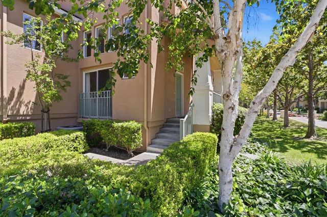 154 Paseo Court, Mountain View, CA 94043