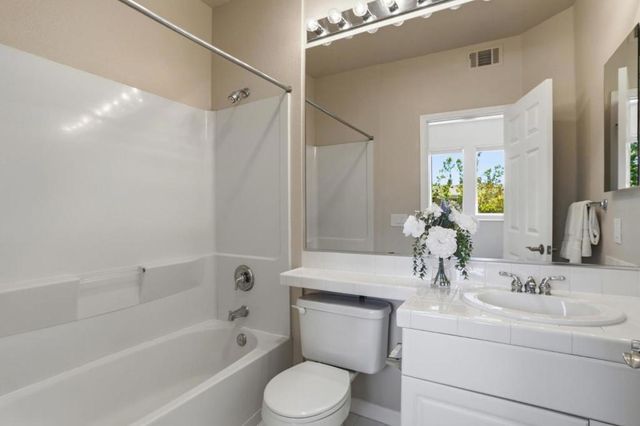 154 Paseo Court, Mountain View, CA 94043