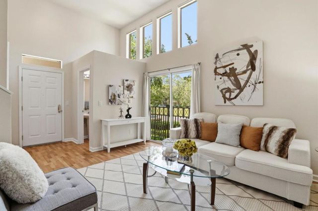 154 Paseo Court, Mountain View, CA 94043