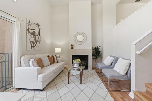 154 Paseo Court, Mountain View, CA 94043