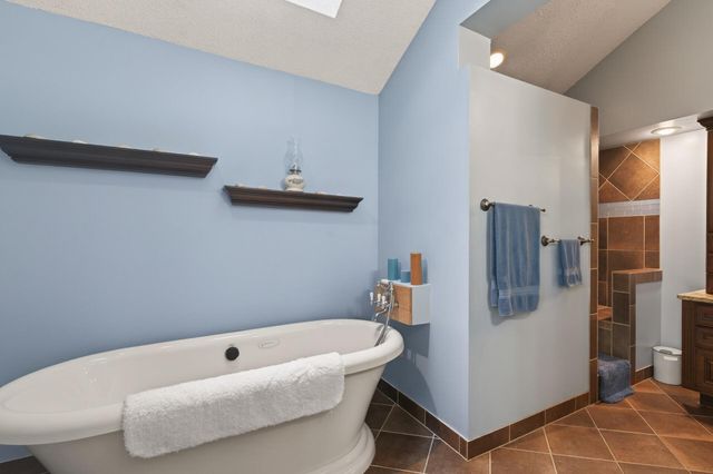 19925 Brentwood Lane NW, Elk River, MN 55330