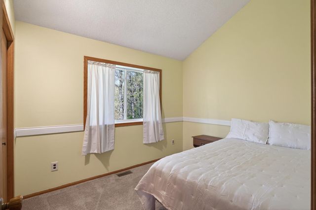 19925 Brentwood Lane NW, Elk River, MN 55330