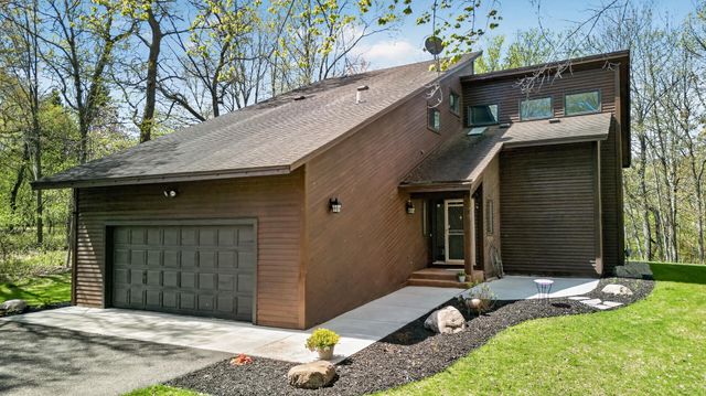 19925 Brentwood Lane NW, Elk River, MN 55330