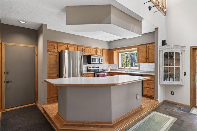 19925 Brentwood Lane NW, Elk River, MN 55330