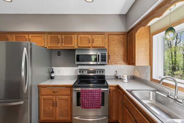 19925 Brentwood Lane NW, Elk River, MN 55330