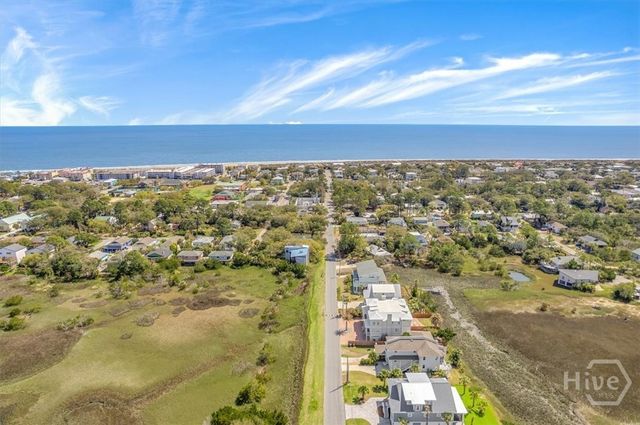 607 6th Street B, Tybee Island, GA 31328