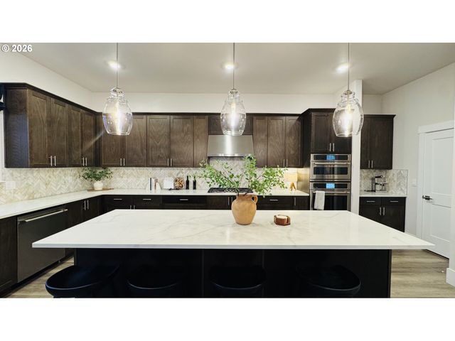 11671 Sw Hayrick Ter, Beaverton, OR 97007