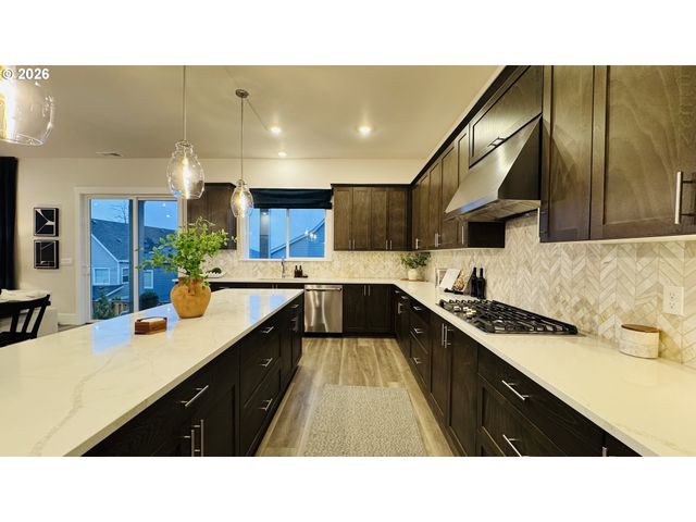 11671 Sw Hayrick Ter, Beaverton, OR 97007