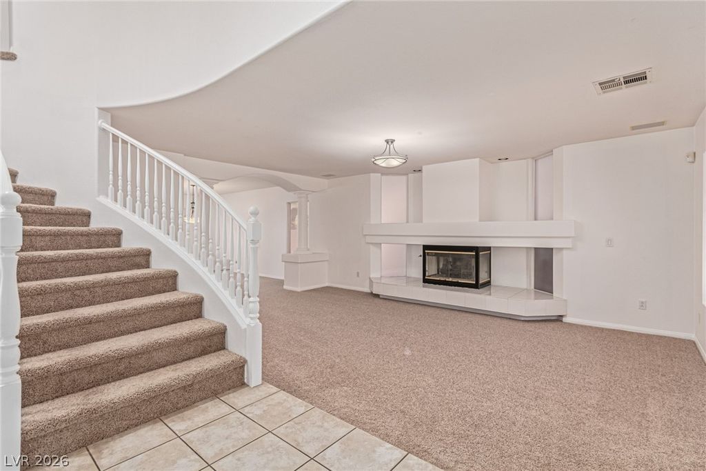 Image 11 of property listing at 1066 Aspen Valley Avenue, Las Vegas, NV 89123