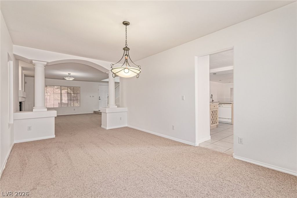 Image 16 of property listing at 1066 Aspen Valley Avenue, Las Vegas, NV 89123
