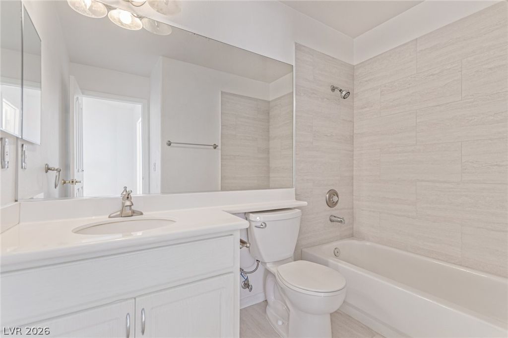 Image 30 of property listing at 1066 Aspen Valley Avenue, Las Vegas, NV 89123