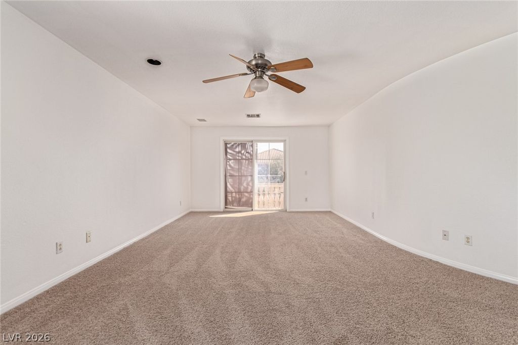 Image 35 of property listing at 1066 Aspen Valley Avenue, Las Vegas, NV 89123