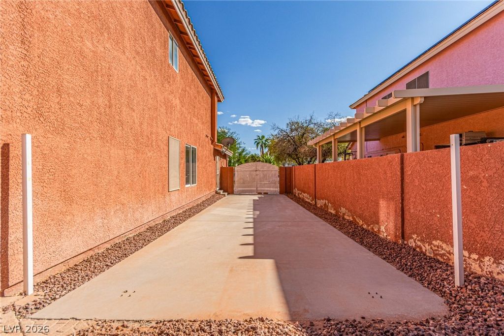 Image 56 of property listing at 1066 Aspen Valley Avenue, Las Vegas, NV 89123