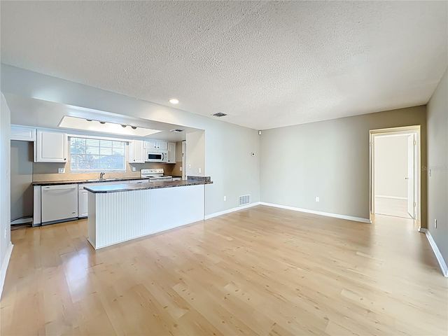 211 SLADE DRIVE, Longwood, FL 32750