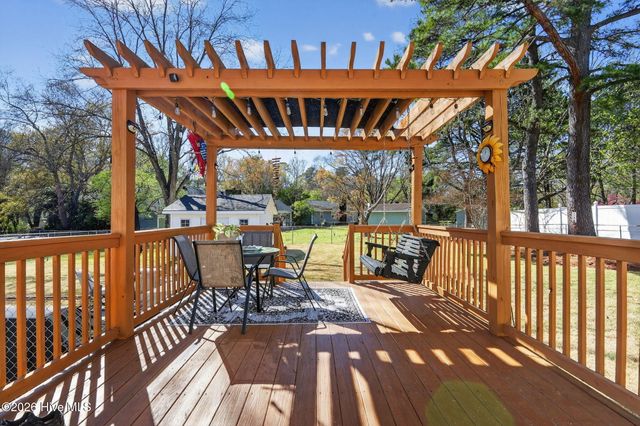 2814 Barkley Drive NW, Wilson, NC 27896