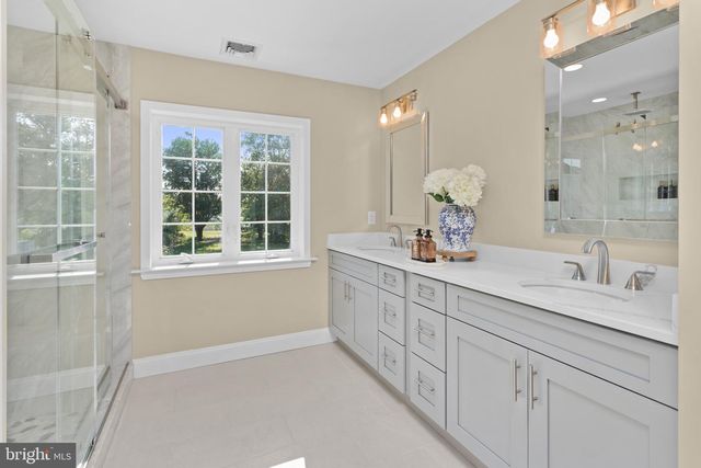 419 WARD AVE, Hamilton, NJ 08619
