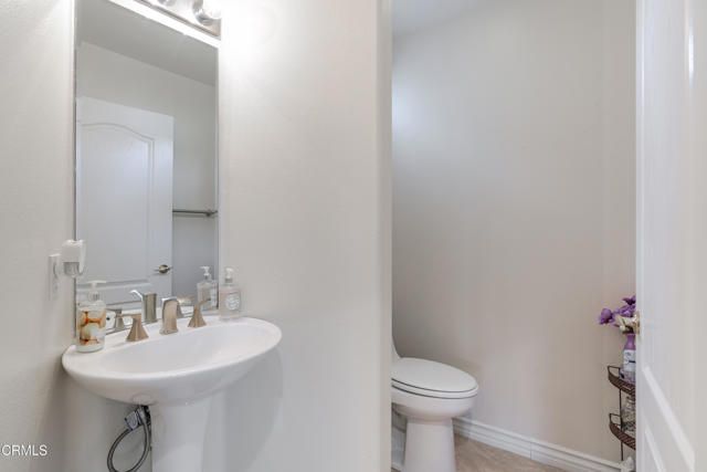 3751 N Hollingsworth Road, Altadena, CA 91001