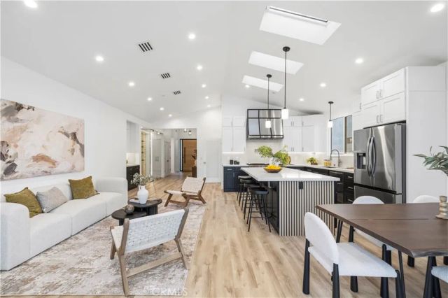 17337 Tiara Street, Encino, CA 91316