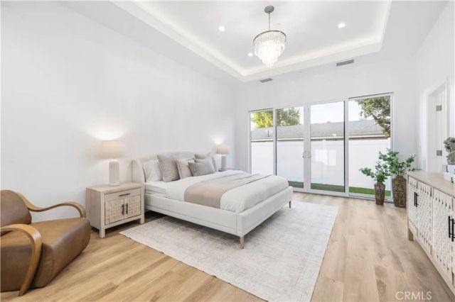 17337 Tiara Street, Encino, CA 91316